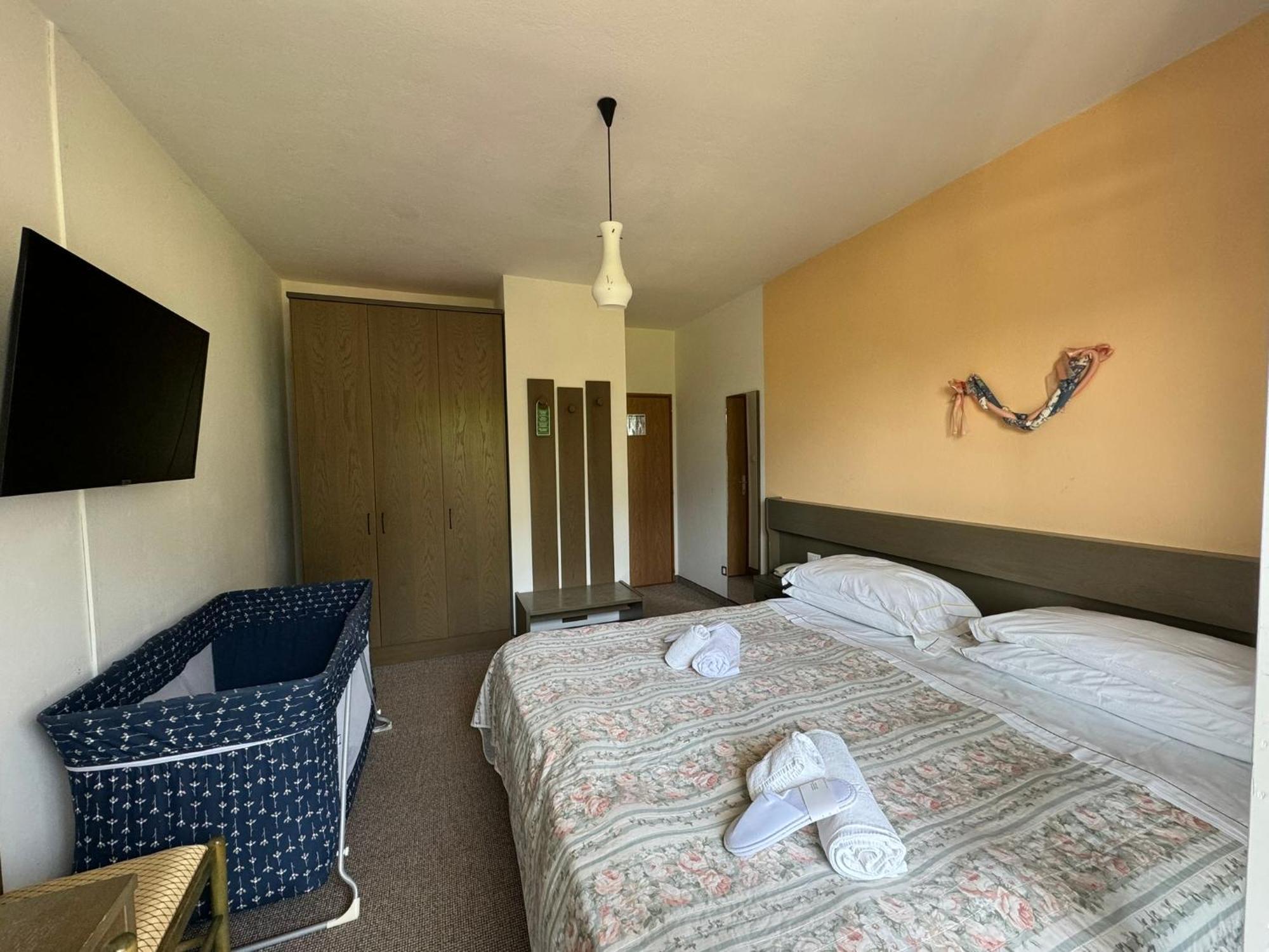 מולבנו Garden Hotel Bellariva חדר תמונה