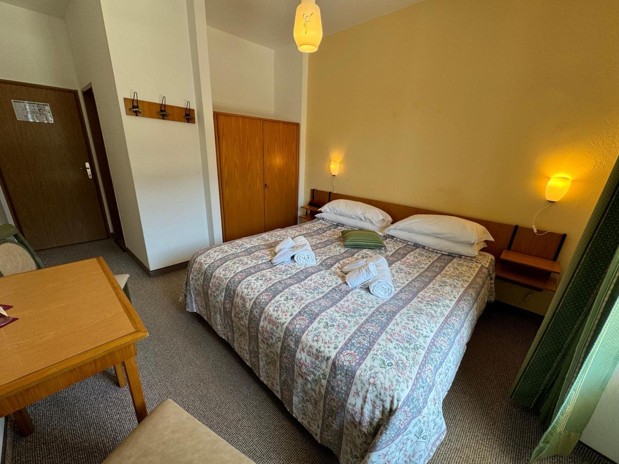 מולבנו Garden Hotel Bellariva חדר תמונה
