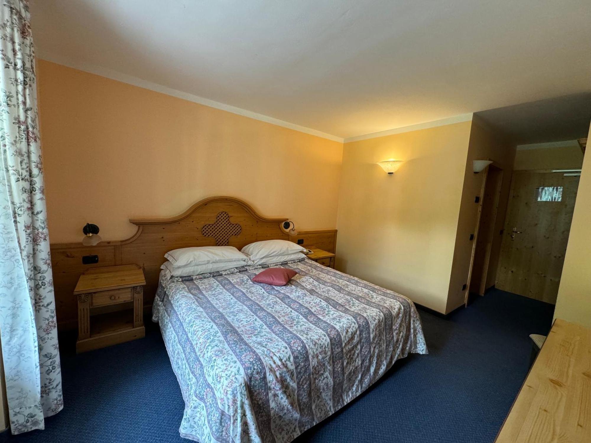מולבנו Garden Hotel Bellariva חדר תמונה